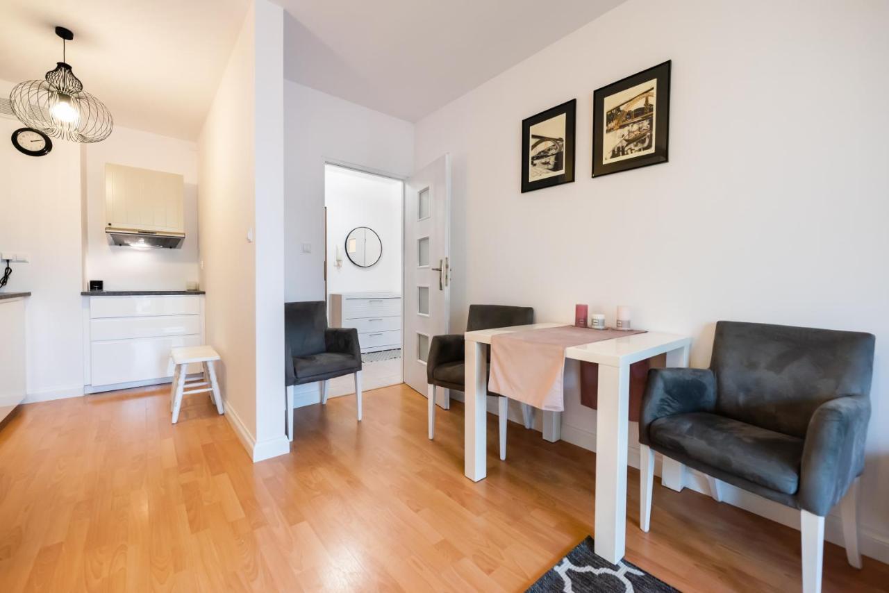 Metro Kondratowicza Velvet Apartment Warszawa Zewnętrze zdjęcie